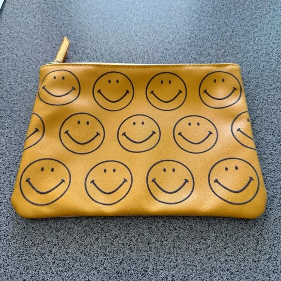 Yellow x Gold Smiley Face Pouch - Picture 1 of 5